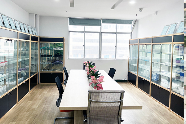 J9集团国际非标自动化设备定造厂家