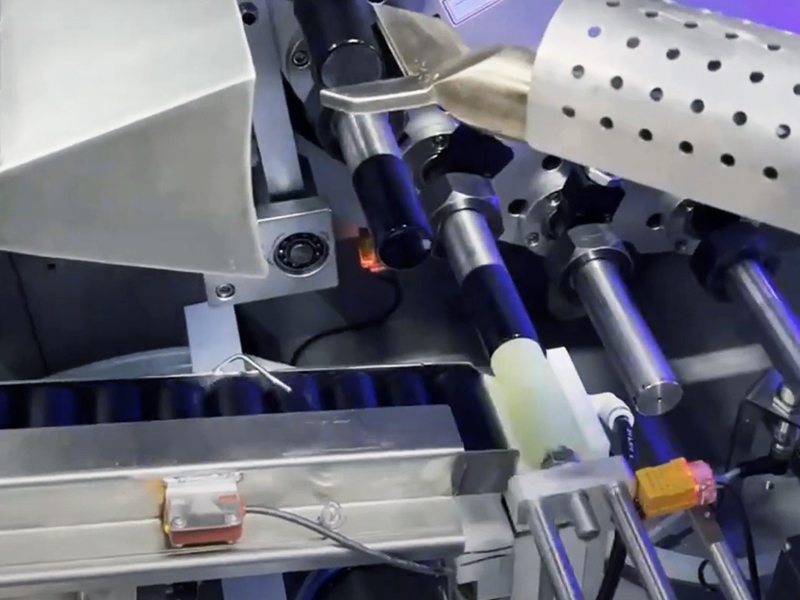 定造化出产的将来：非标自动化组装设备的利用与发展